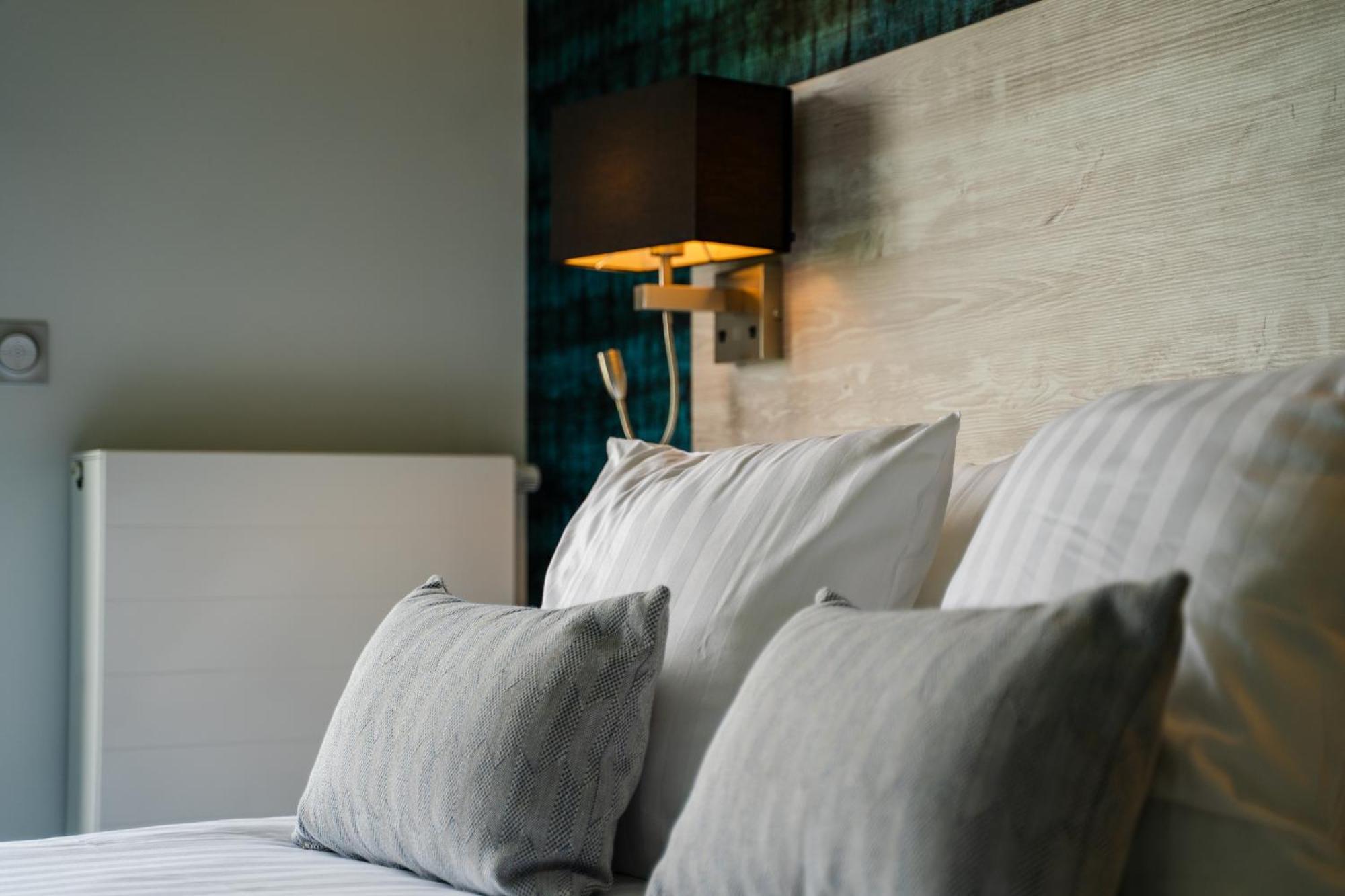 Hotel Le Manoir Du Roselier เปลแรง ภายนอก รูปภาพ