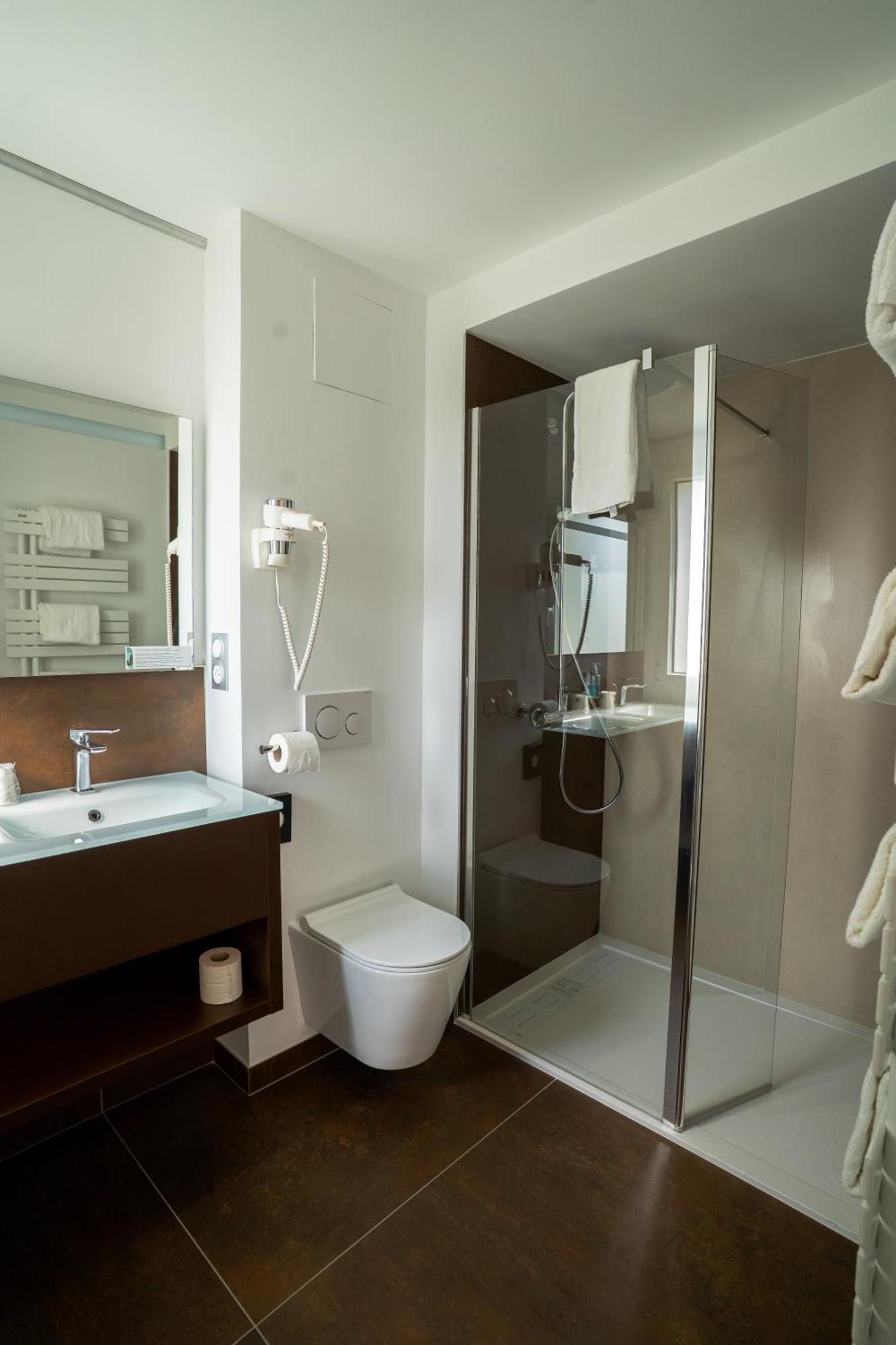 Hotel Le Manoir Du Roselier เปลแรง ภายนอก รูปภาพ